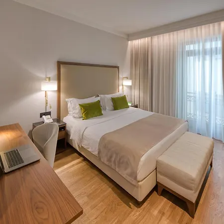 Ξενοδοχείο Electra Palace 5*
