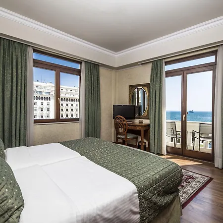 Ξενοδοχείο Electra Palace 5*