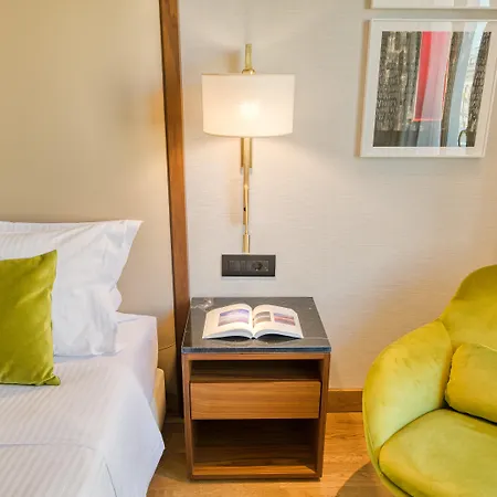 إلكترا بالاس 5*