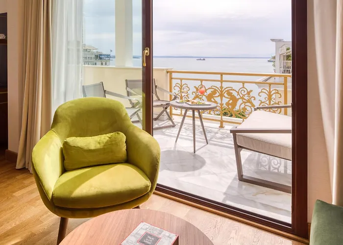 Electra Palace Hotell